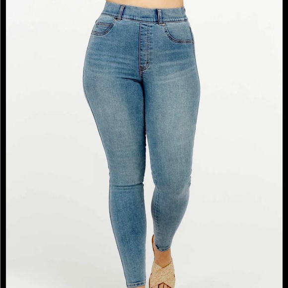 SPANX Denim - SPANX Women’s Light Blue Skinny Jeans